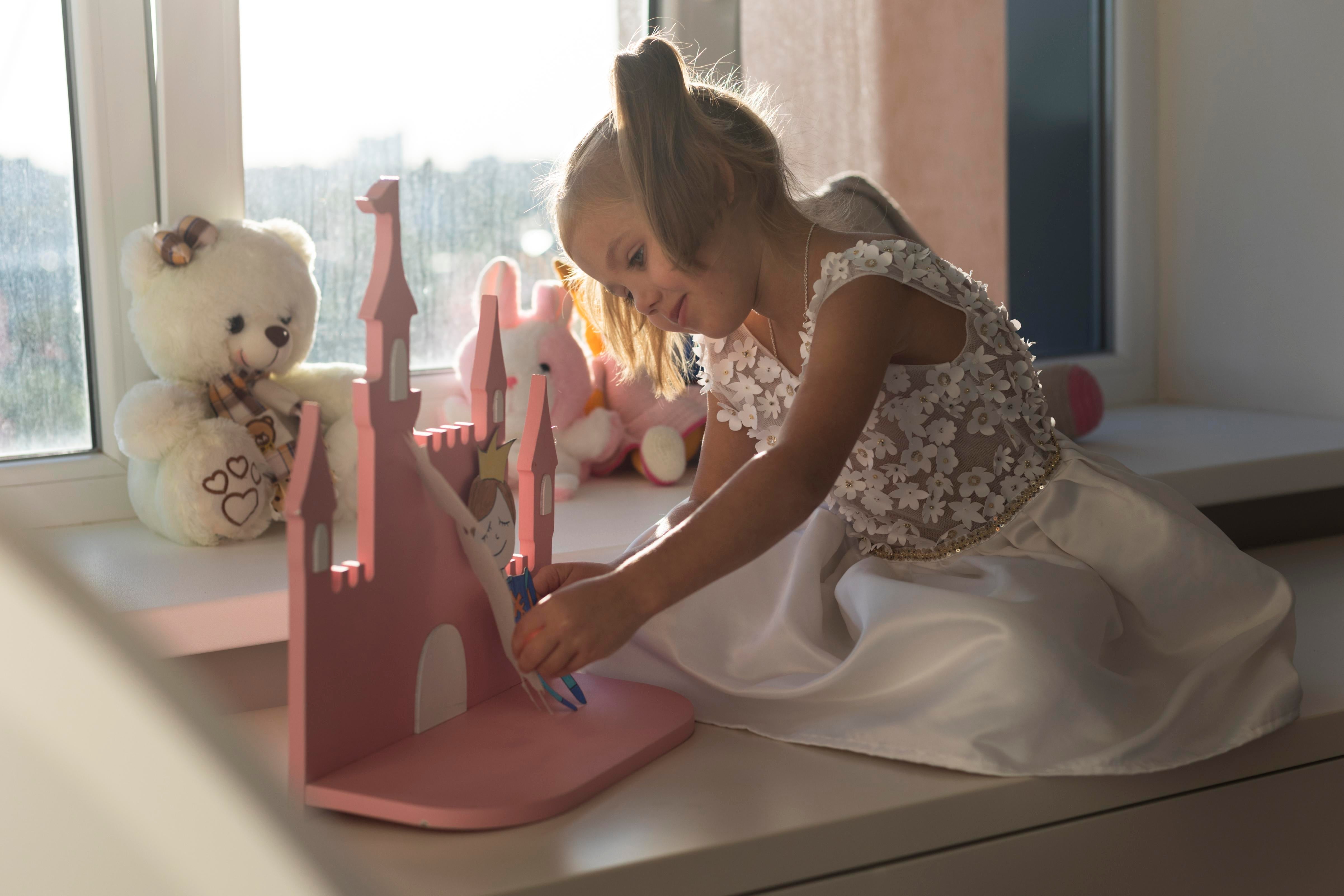 Barbie Bebek Çocukların Duygusal ve Sosyal Gelişimini Nasıl Etkiler?
