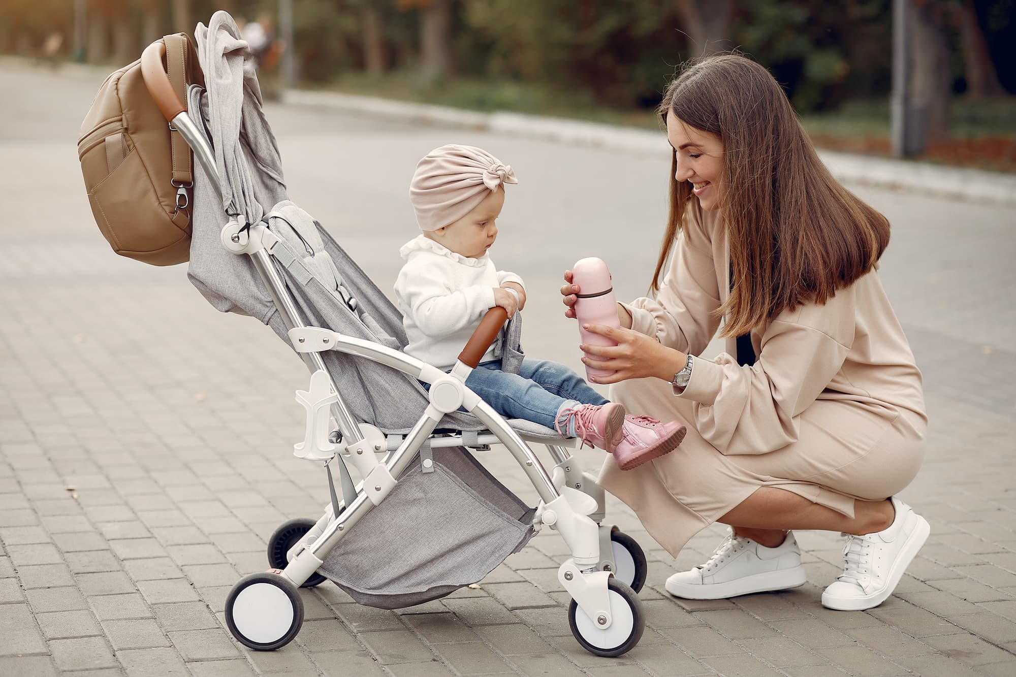 Mama Sandalyesi ve Bebek Beşiği Alışverişinde Kaliteyi Uygun Fiyata Yakalamanın Yolları