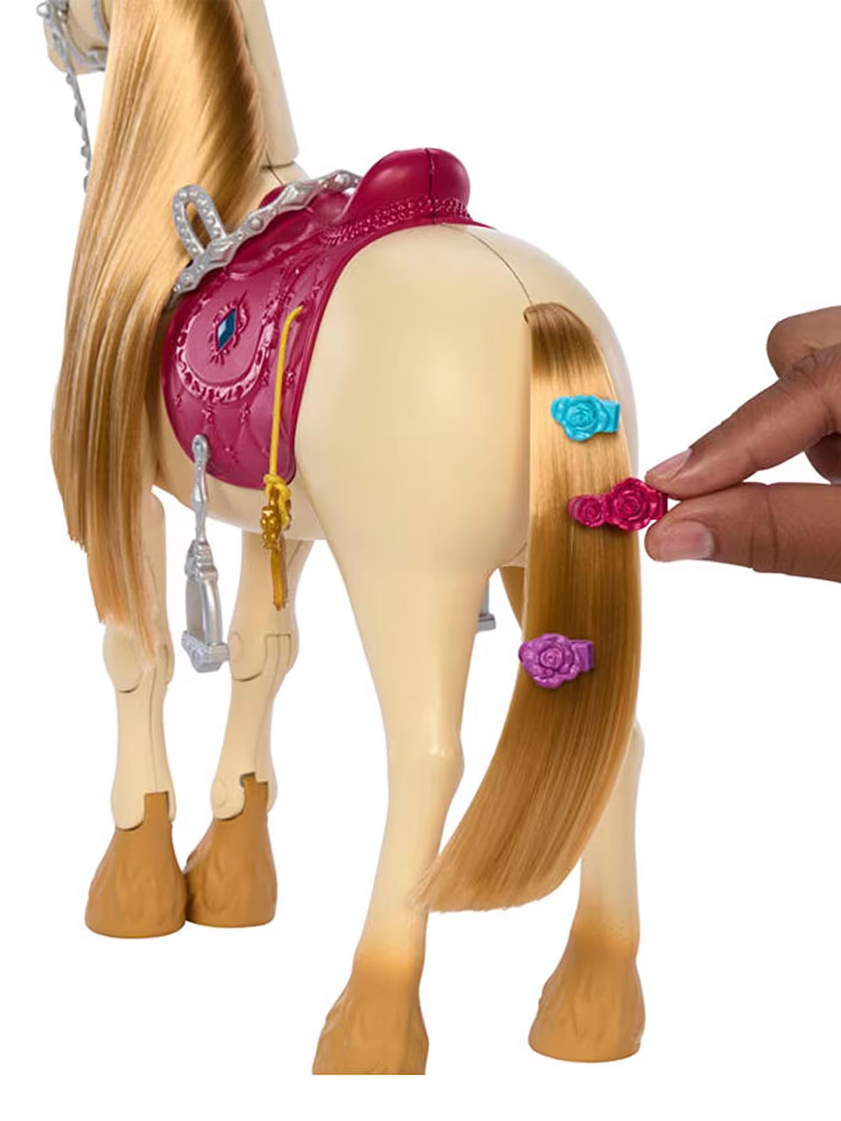 Barbie Ve Dansçı Atı