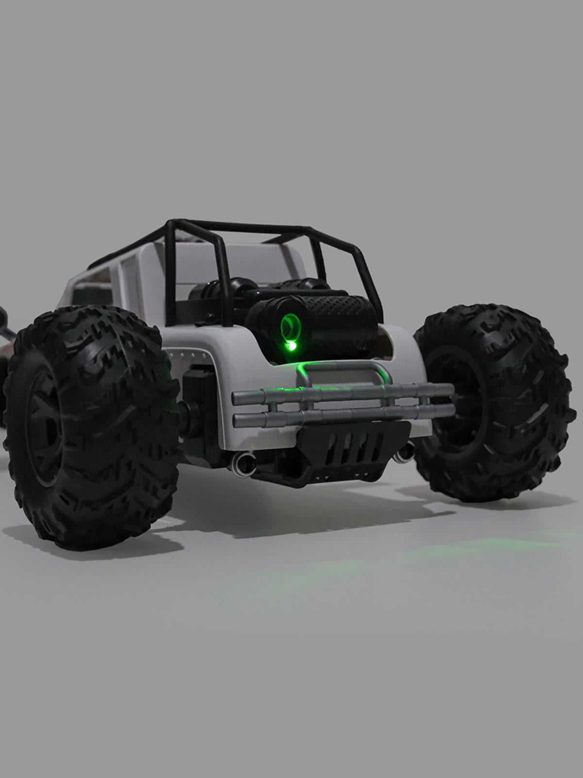 Let's Be Child Ride UK 1:10 2.4 Ghz Yüksek Hızlı Truck Araba 4 Ch Usb Şarjlı - Beyaz