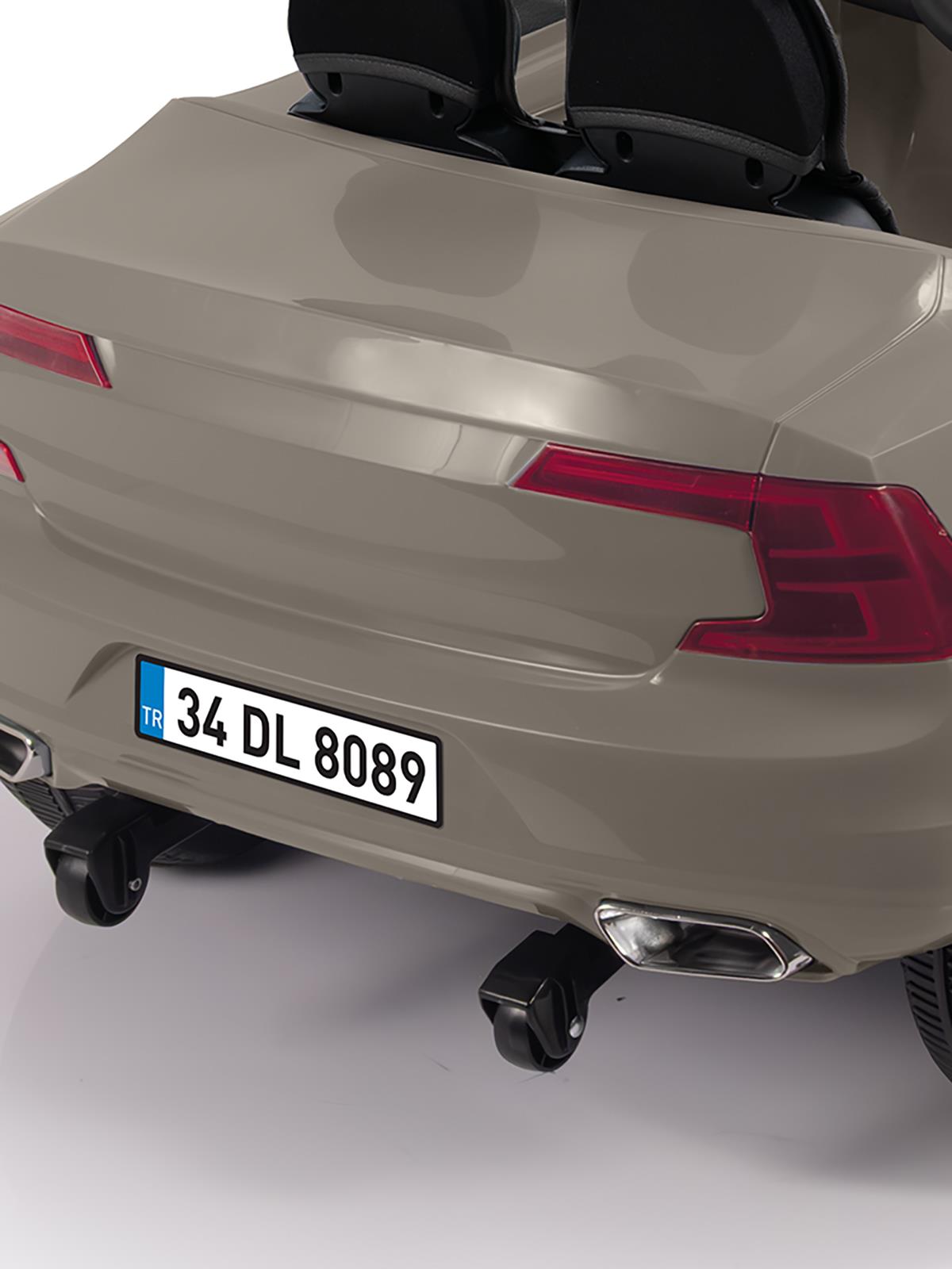 Dolu Oyuncak Grandex 12 Volt Uzaktan Kumandalı Akülü Araba - Kahverengi