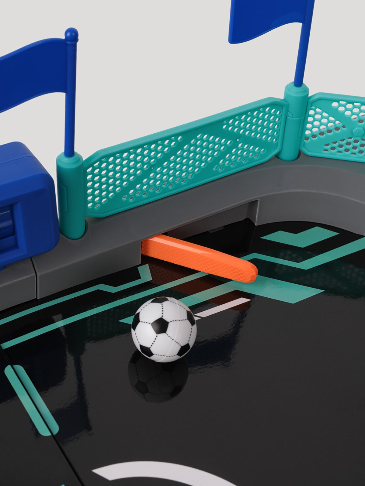 Let's Be Child Masaüstü Futbol Oyunu